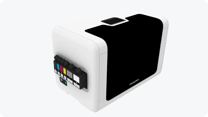 La bahía trasera de cartuchos de la impresora UV Morpho: seis ranuras (CMYK, barniz, blanco) en el modelo F1080 estándar; Morpho dice que admite tanto cartuchos propietarios como recargables